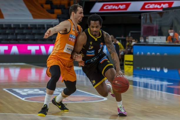 尤文找到状 尤文找到状