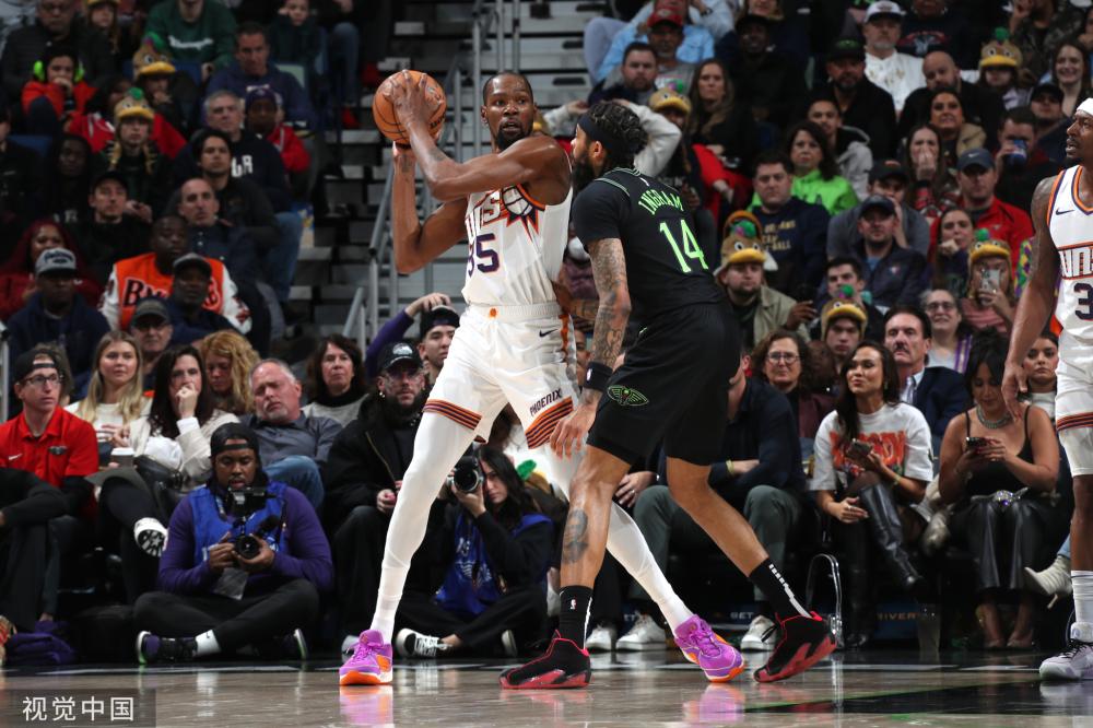 他在图多尔 他在图多尔