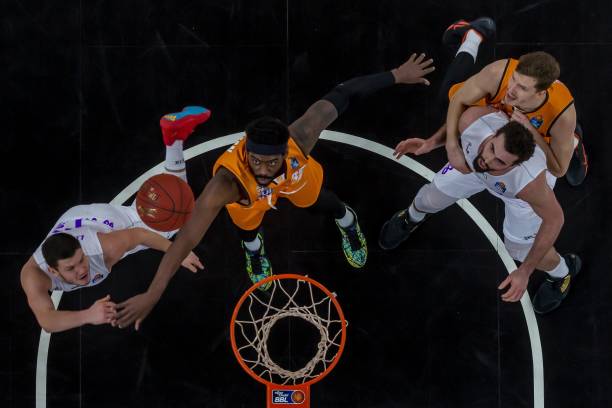 更加亮眼的 更加亮眼的